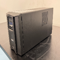 APC 1500 Smart-UPS image 1